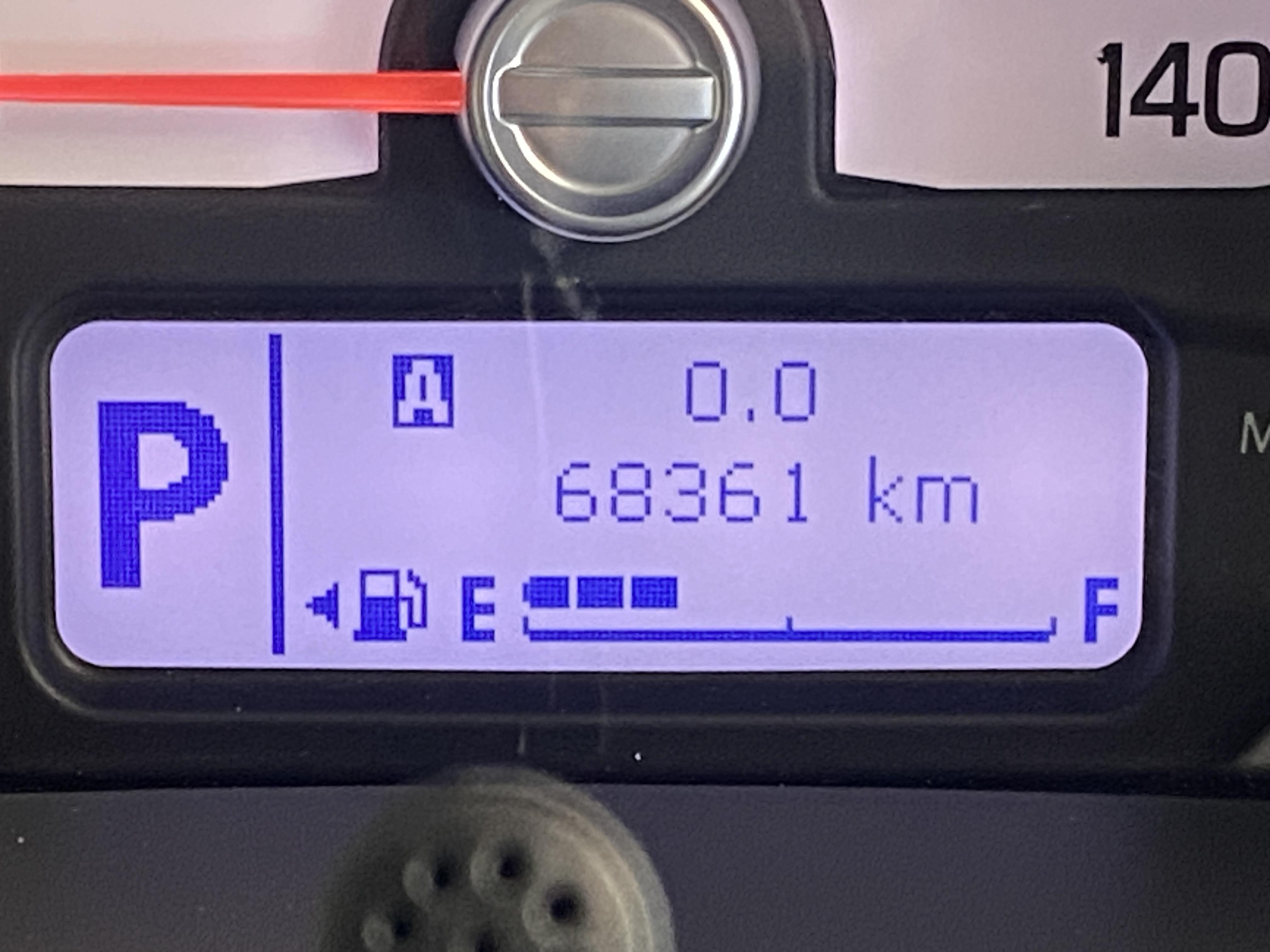 走行距離６８，３６１ｋｍ